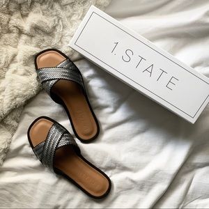 NEW 1.State Gelsey Embellished Slide Sandals